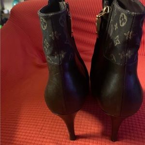 Monogram Louis vuitton boots